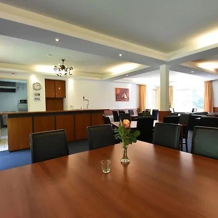 Spacious Holiday In With Private Terrace *